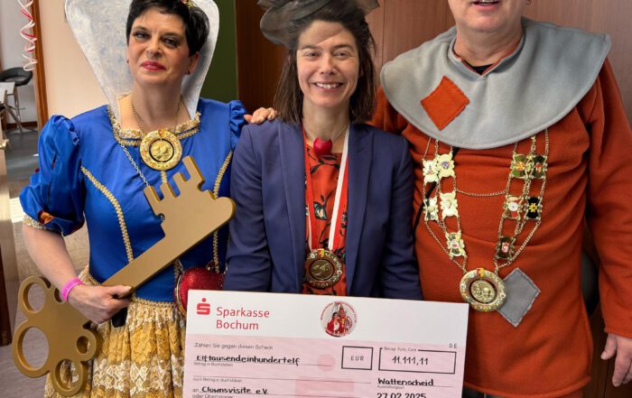 Stadtprinzenpaar Wattenscheid übergibt Scheck